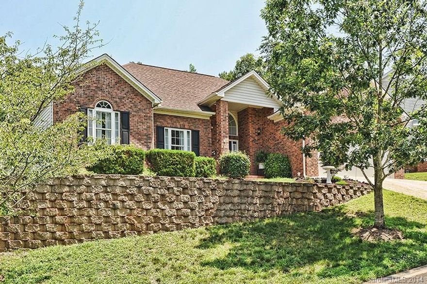 Fantastic 1 Story Home with so many features!! Outside features a brick front, two driveways, covered back patio, larger concrete patio, and a private fenced yard! Inside enjoy the oversized great rm with gas Frplce and high ceilings, formal DR with a beautiful double recessed ceiling, great KIT layout w/ an accent island, tile backsplash, ceramic tile floors, brand new refrigerator included!! Full and master BA boast Quartz countertops, Craftmans cabinets, tile floors, new hrdwr, new lighting!