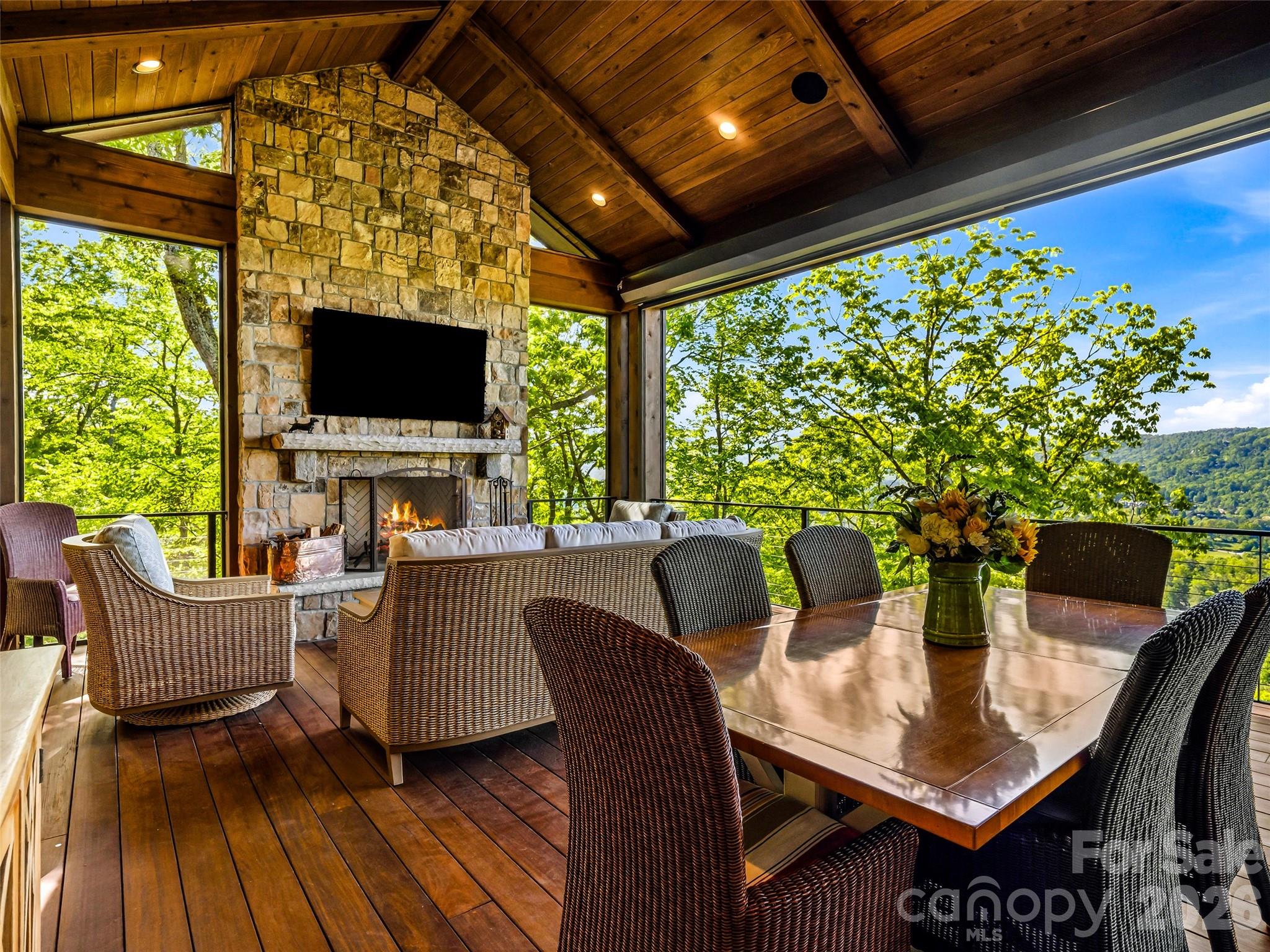 The Cliffs at Walnut Cove - Residential