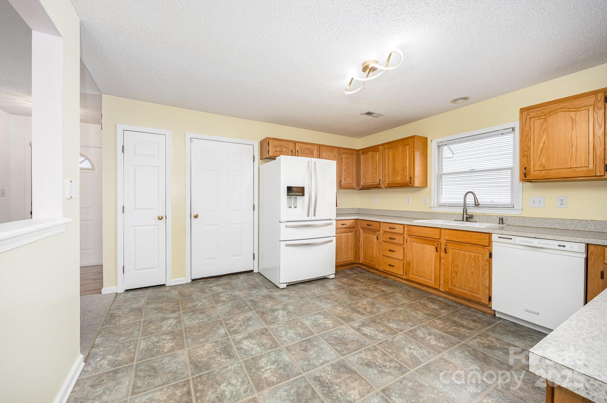 Hidden Creek - Residential