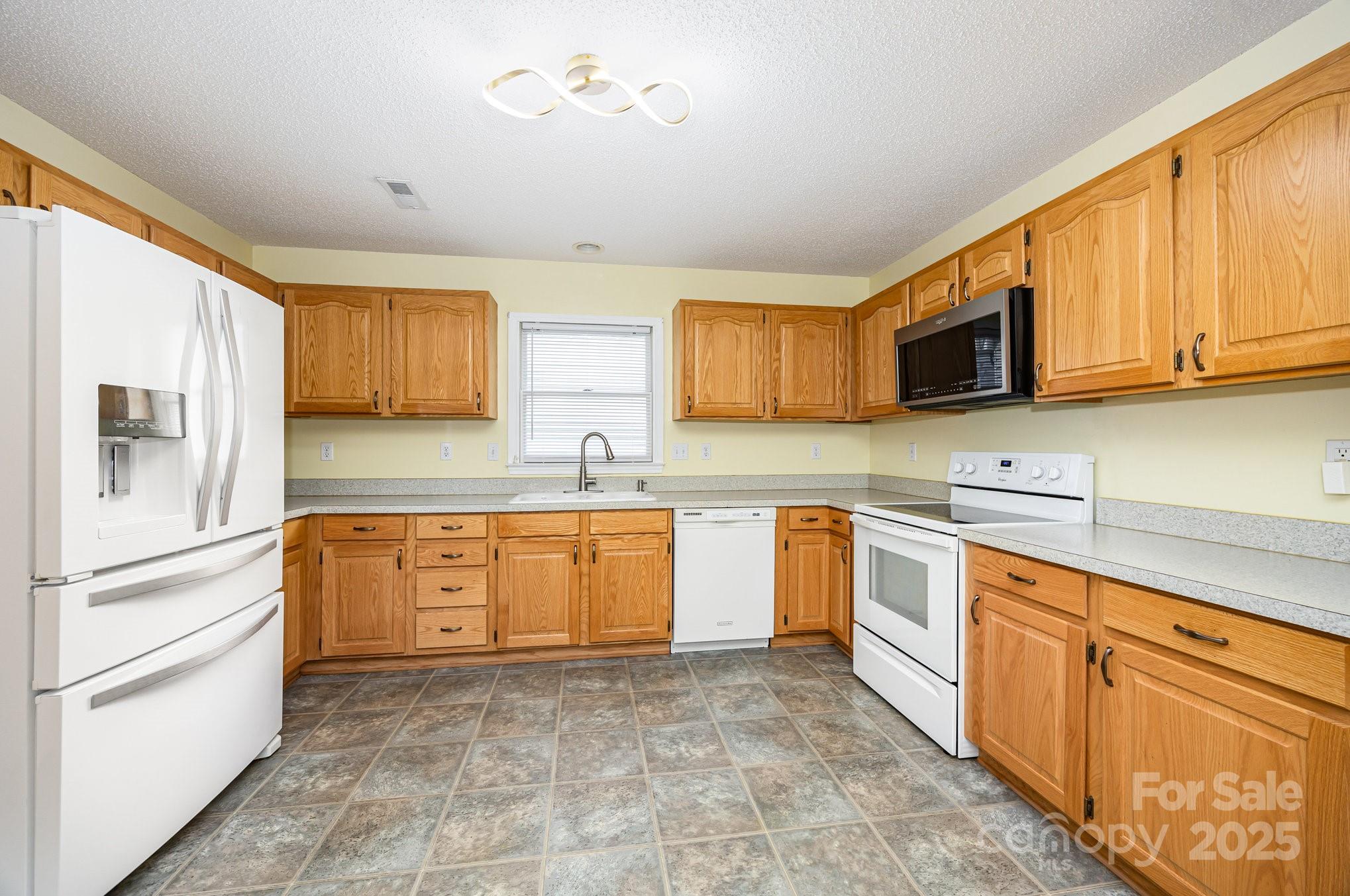 Hidden Creek - Residential