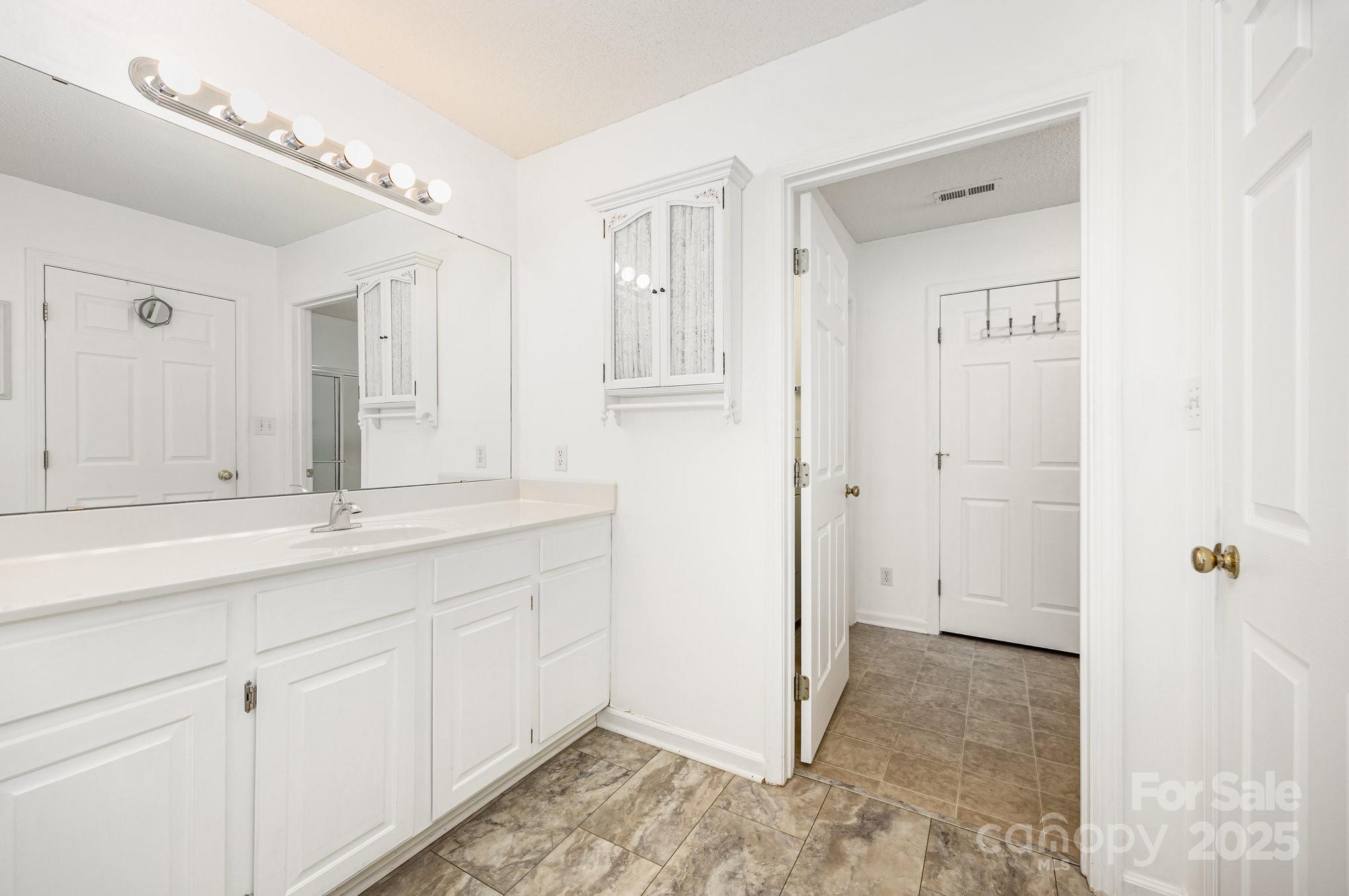 Hidden Creek - Residential