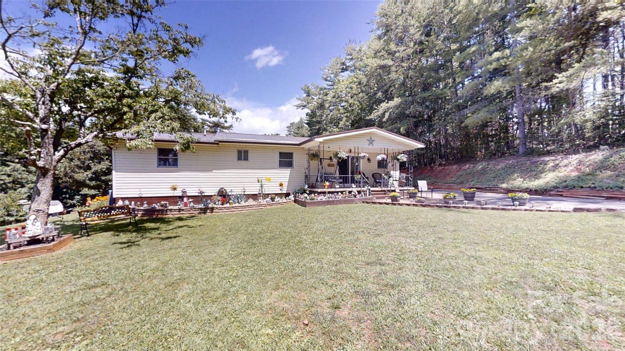 81 Pine Mount Road