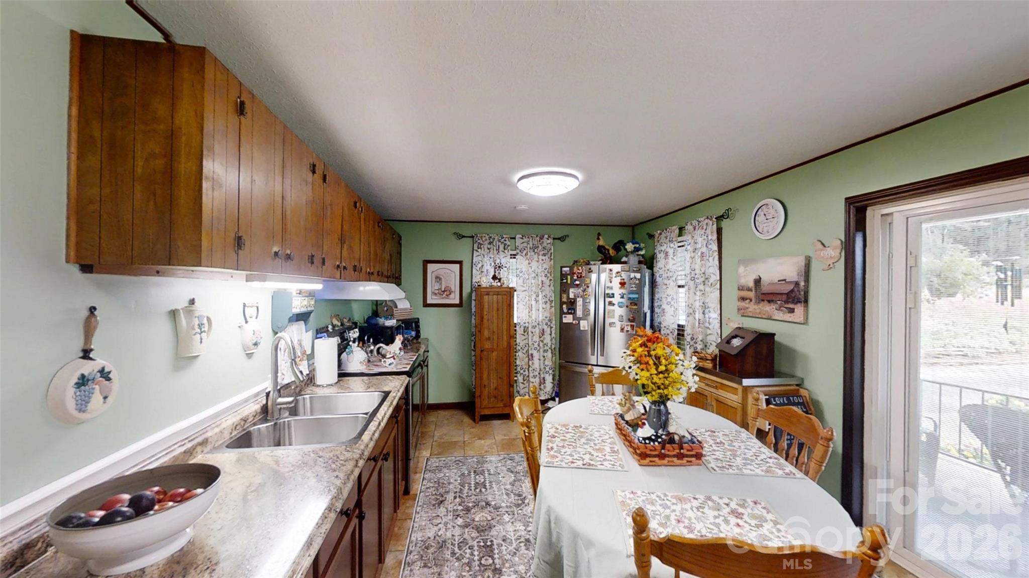 81 Pine Mount Road