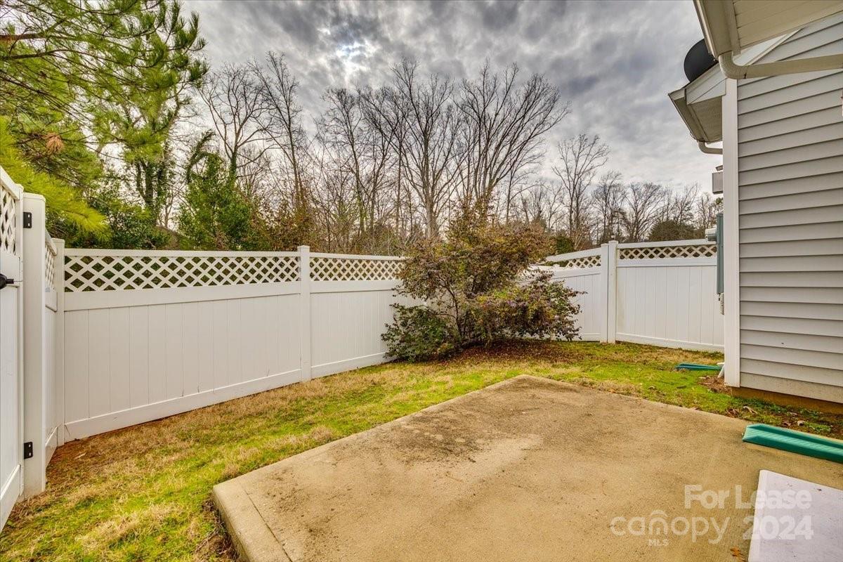 Charlotte Pines - Residential Lease