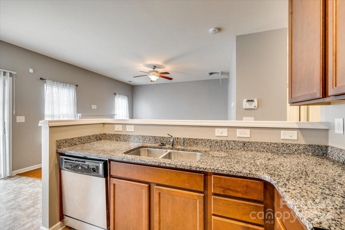 Charlotte Pines - Residential Lease