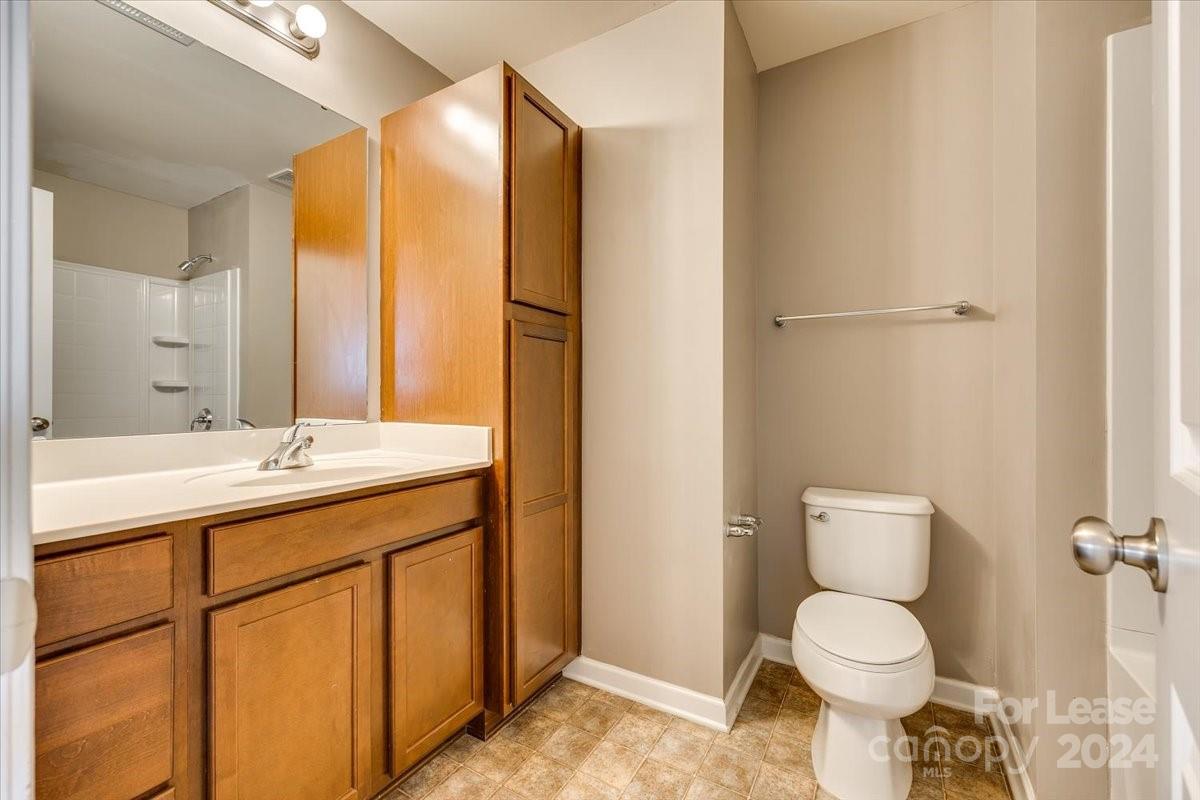 Charlotte Pines - Residential Lease