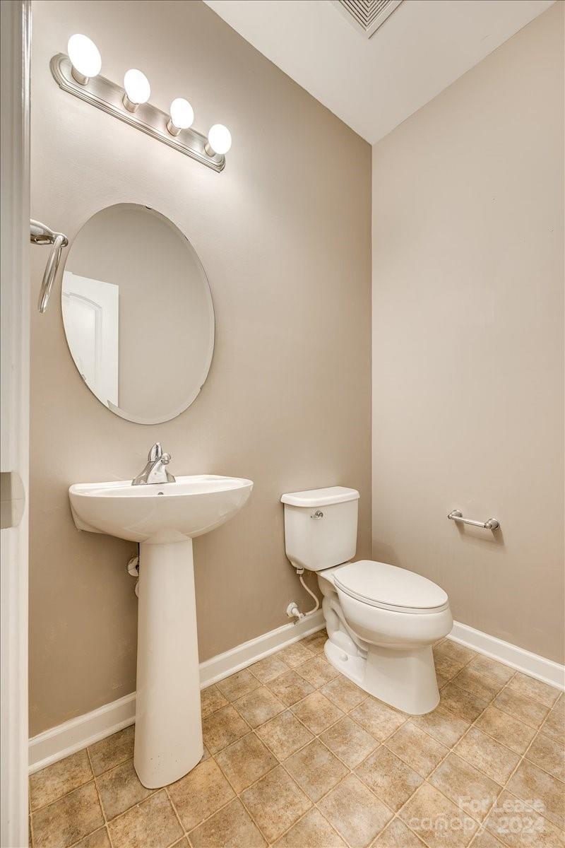 Charlotte Pines - Residential Lease