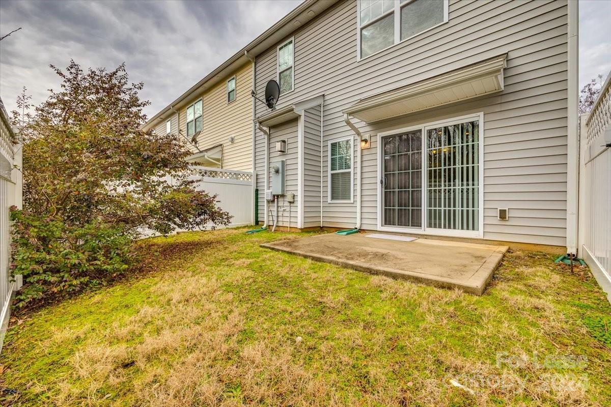 Charlotte Pines - Residential Lease