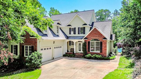 196 Col Hamptons Court Rutherfordton NC 28139