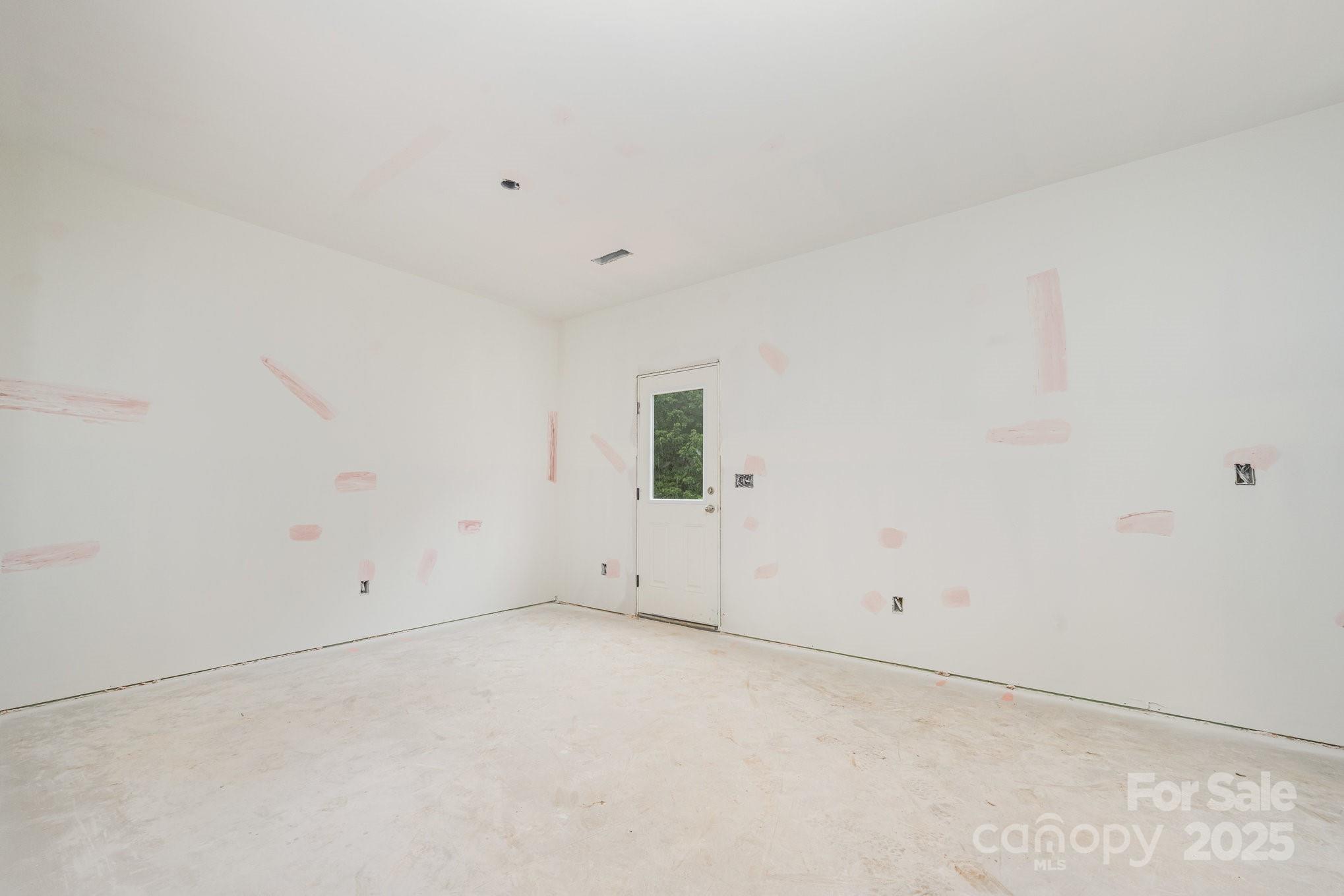1513 Clooney Lane