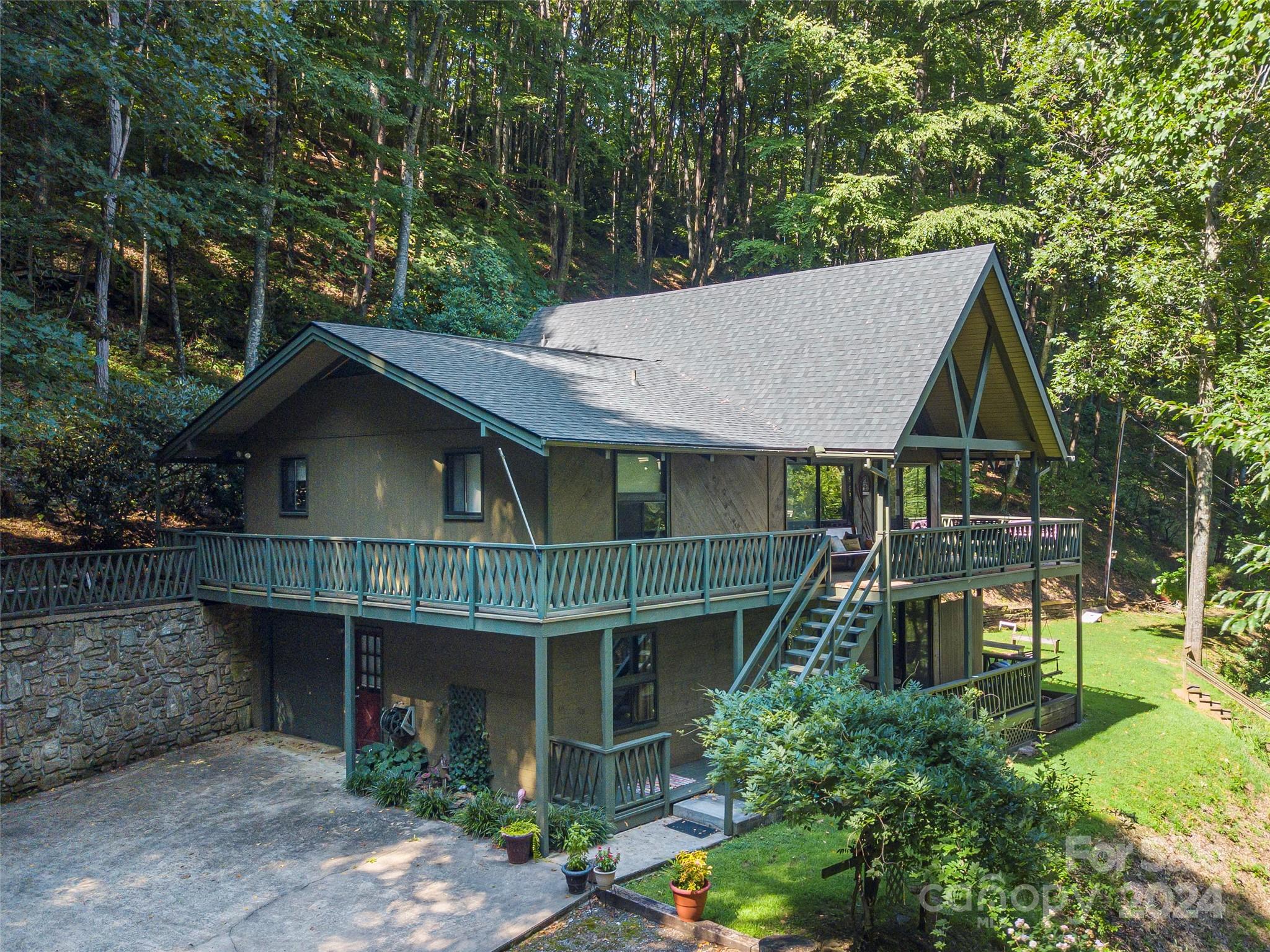 Mountain Chalet - Residential