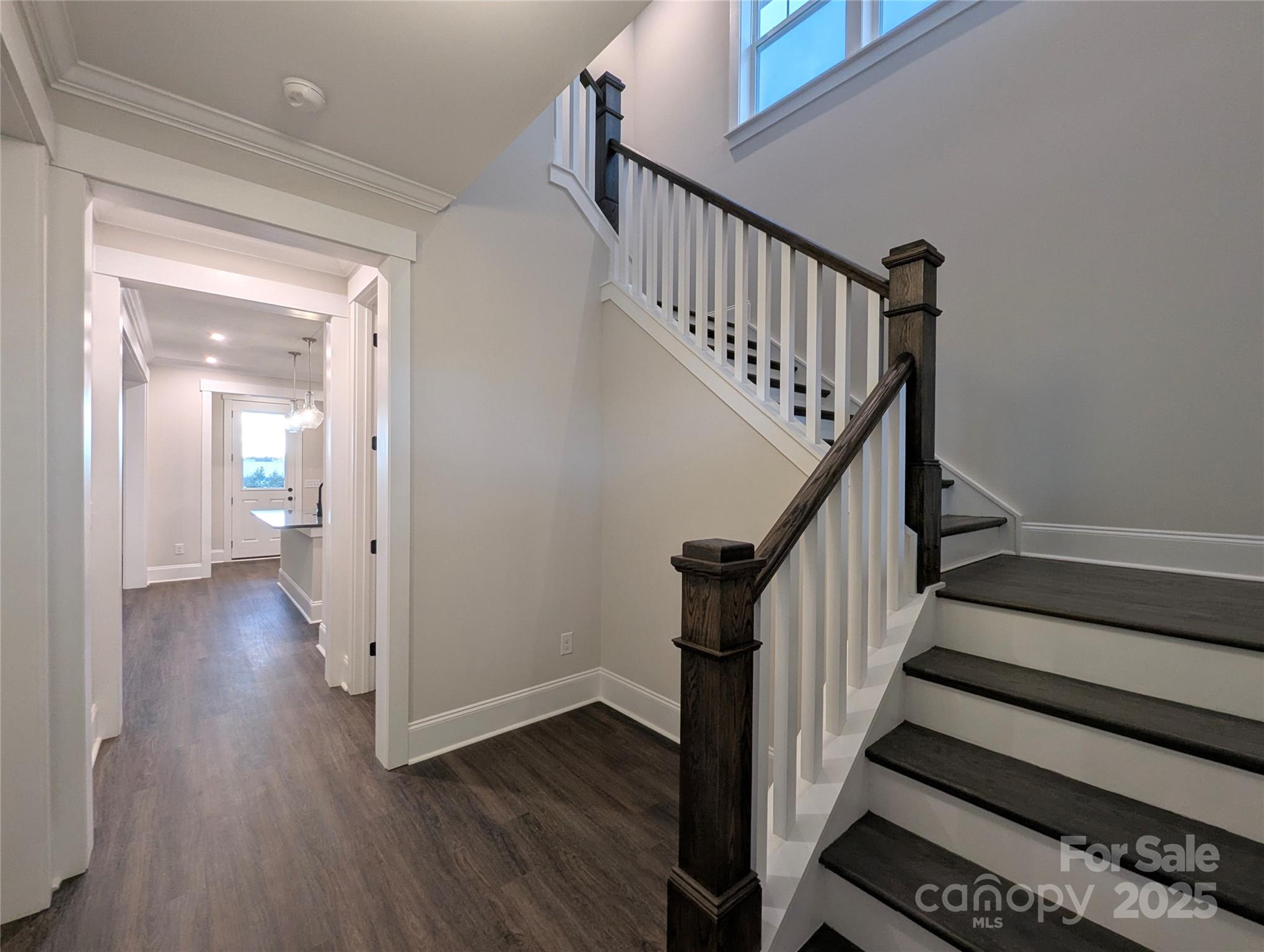 283 Luray Way 449