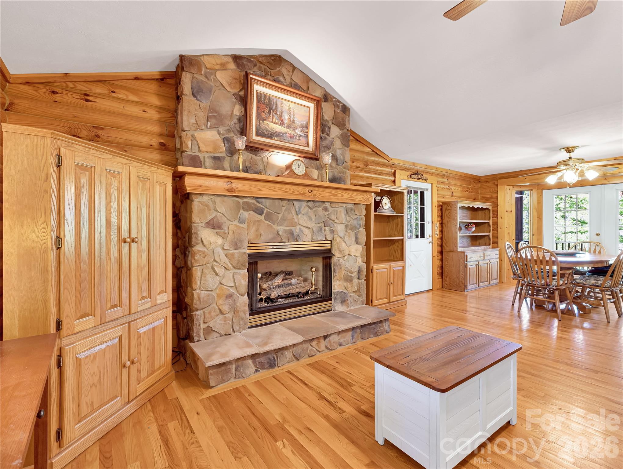 212 Glen Echo Circle