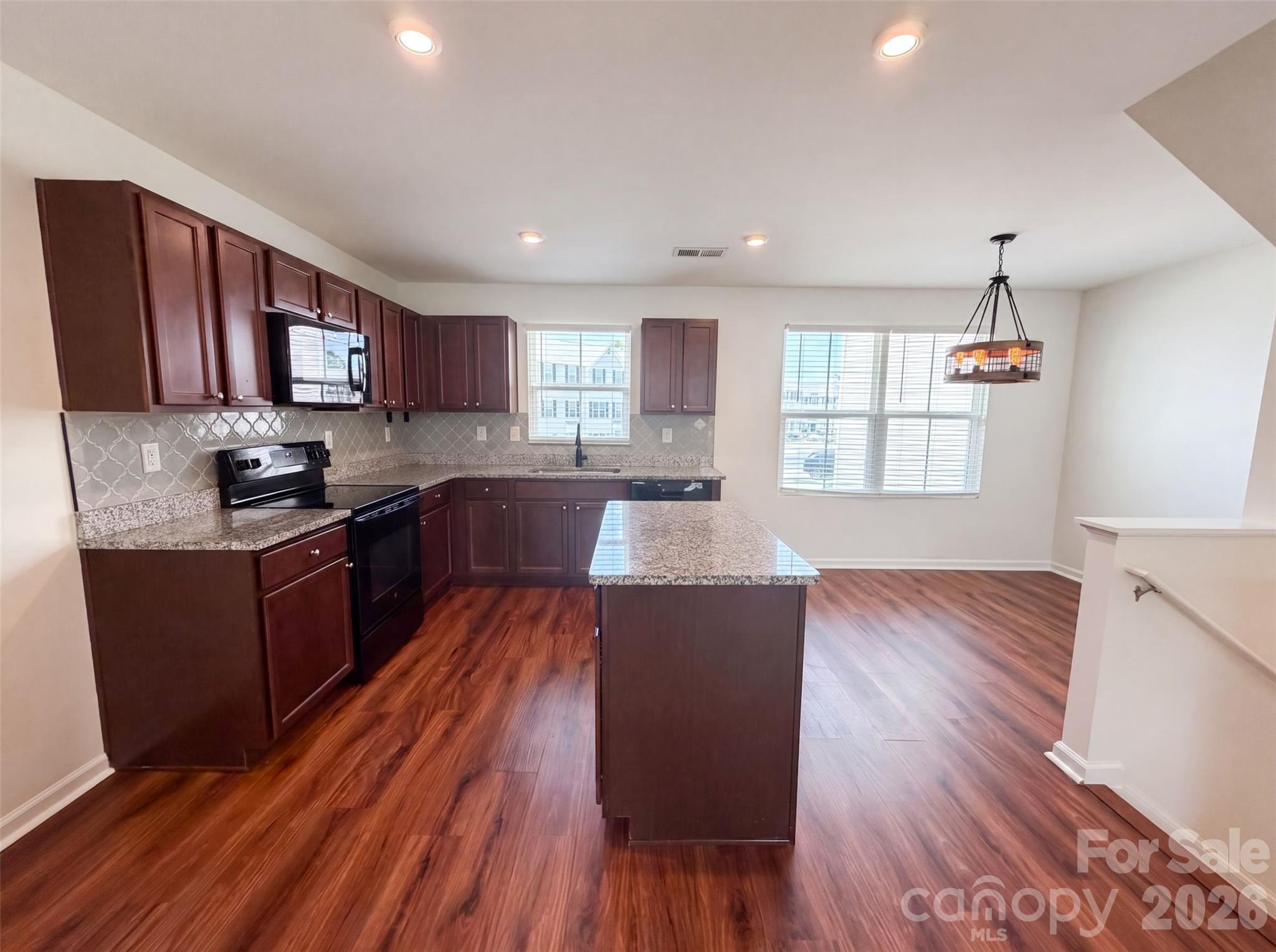 923 Taybyn Road