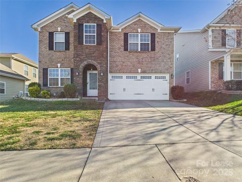 Photo of 13820 Netherton Lane, Charlotte, NC 28269 (MLS # 4330068)
