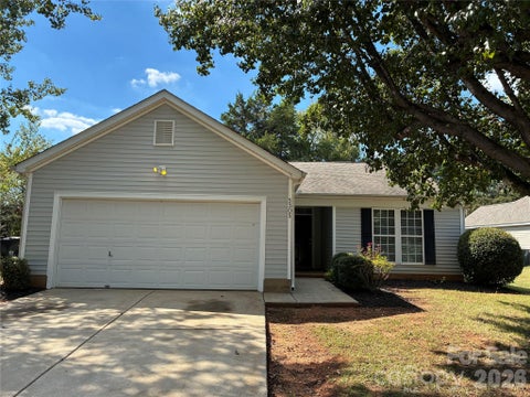 Photo of 5305 Starflower Drive, Charlotte, NC 28215 (MLS # 4431245)