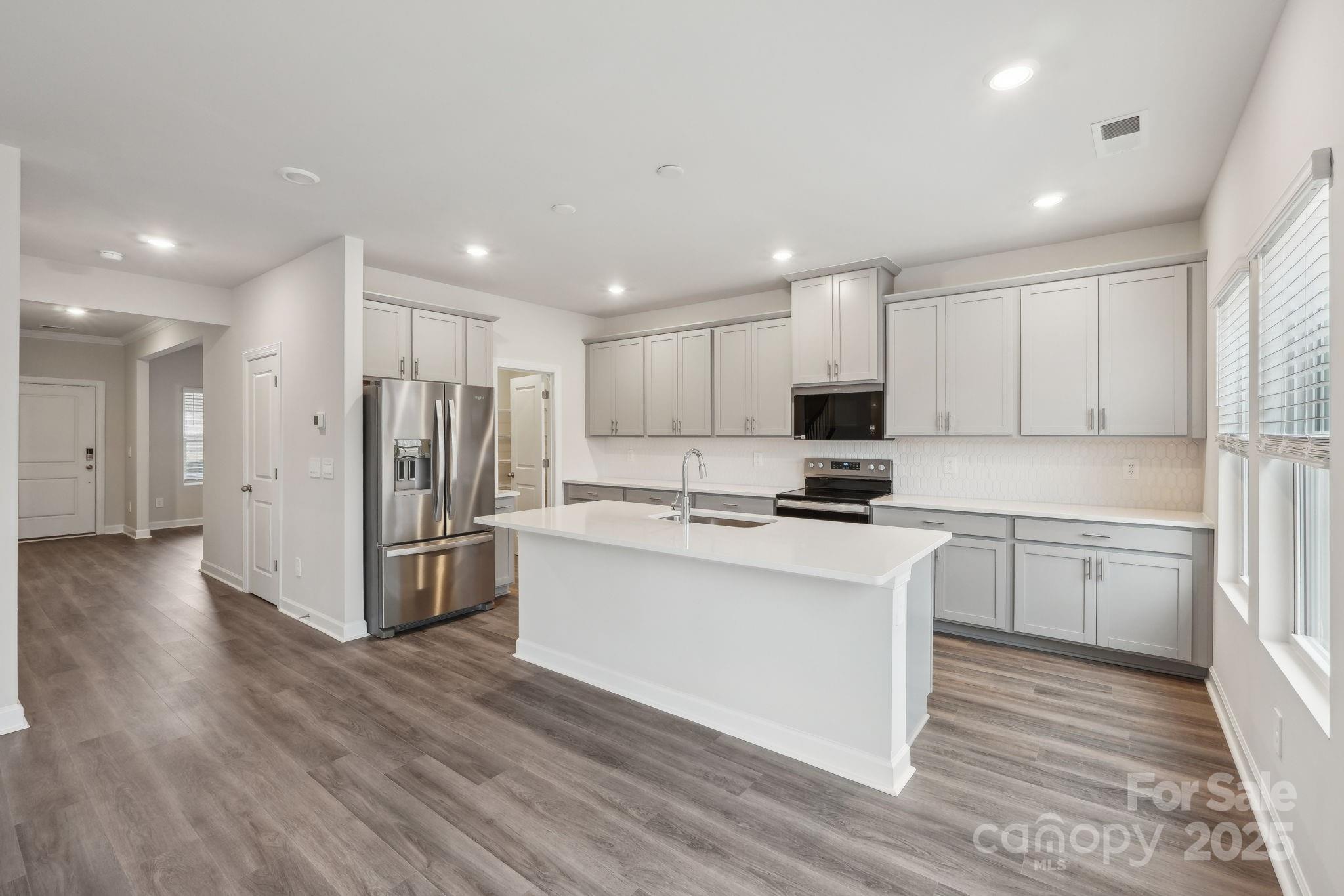 140 Satchel Court