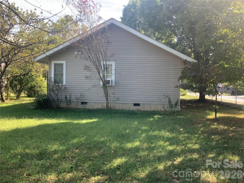 Photo of 17 Buttonwood Court, Asheville, NC 28806 (MLS # 4424729)