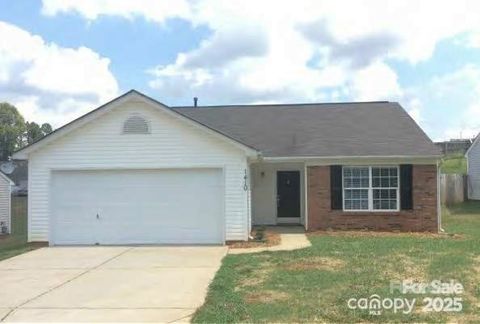 1410 Olde Justin Place Charlotte NC 28262