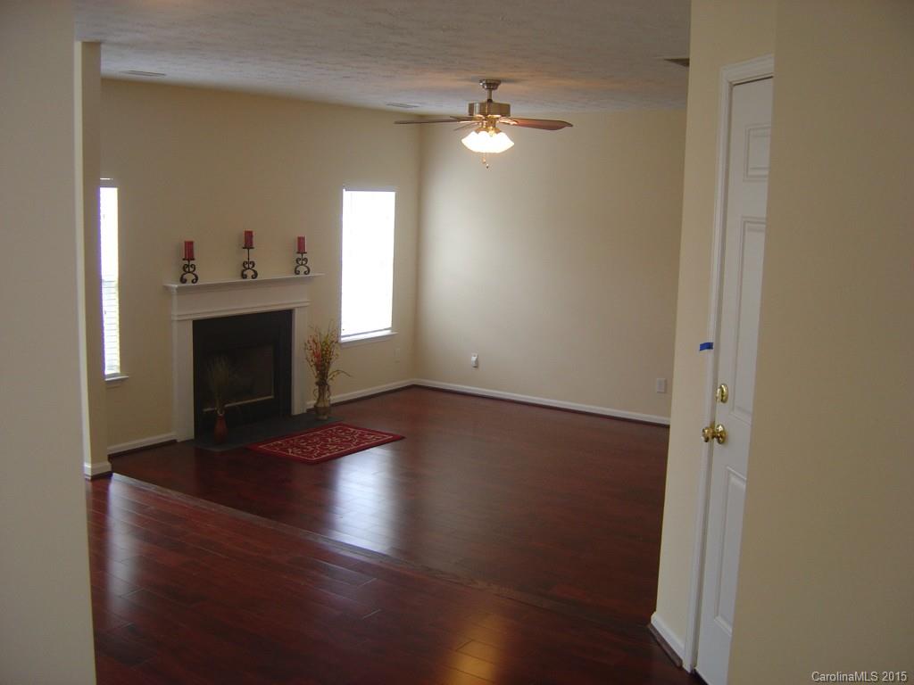 Houston Hills - Residential