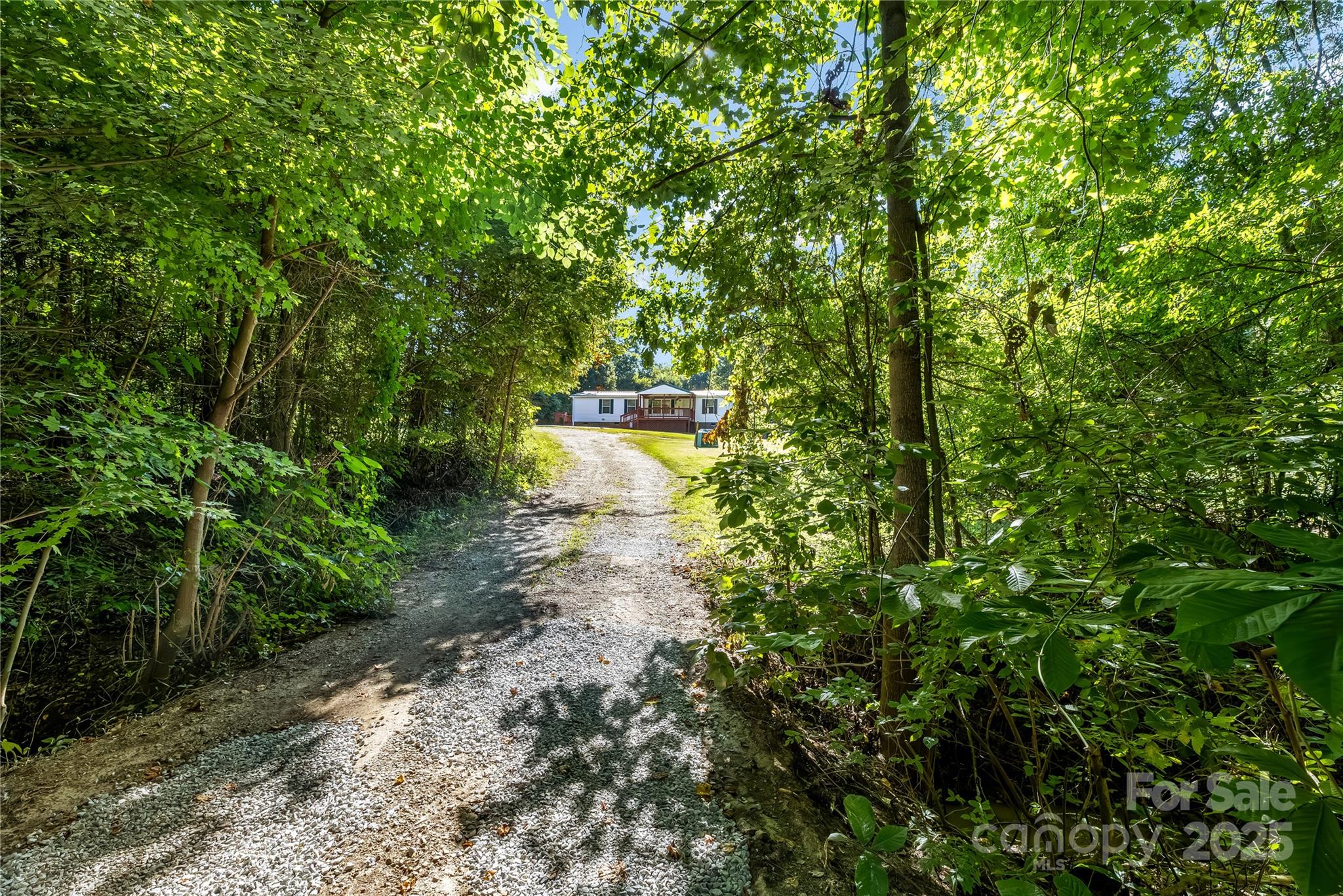 7050 Woodleaf Road