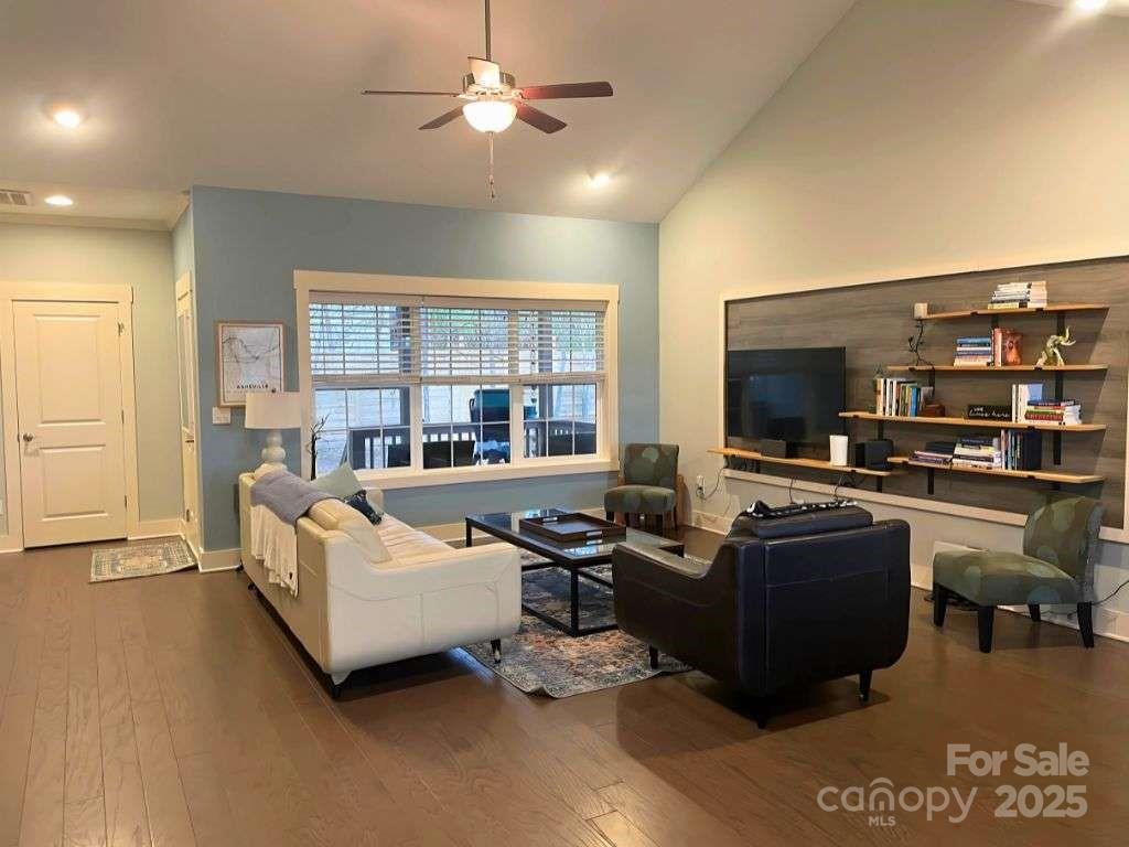 29 Woodbridge Park Drive