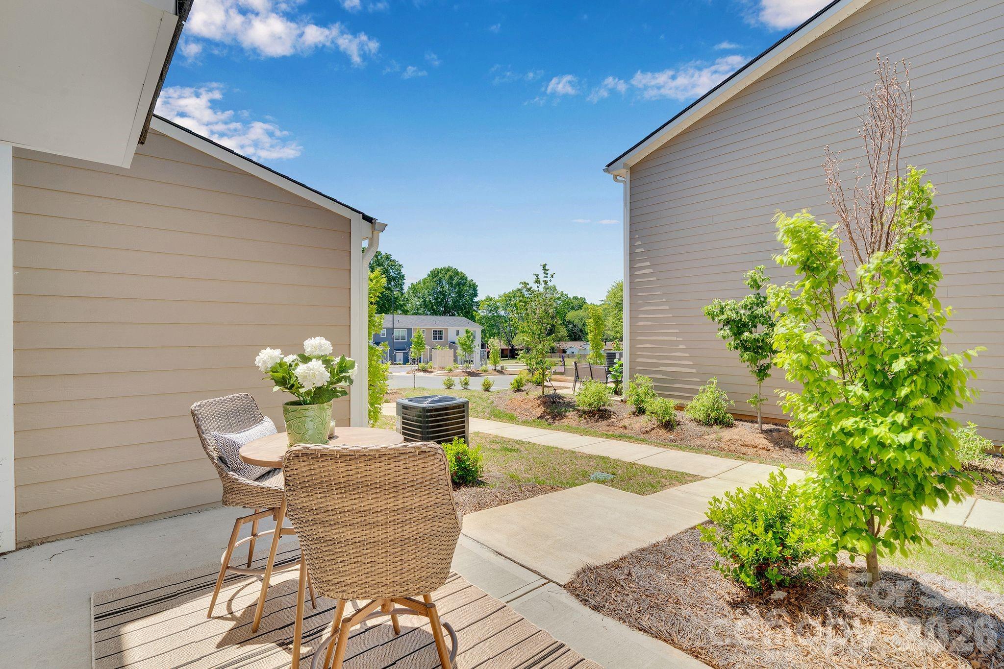 Lincoln Street Townhomes - Residential