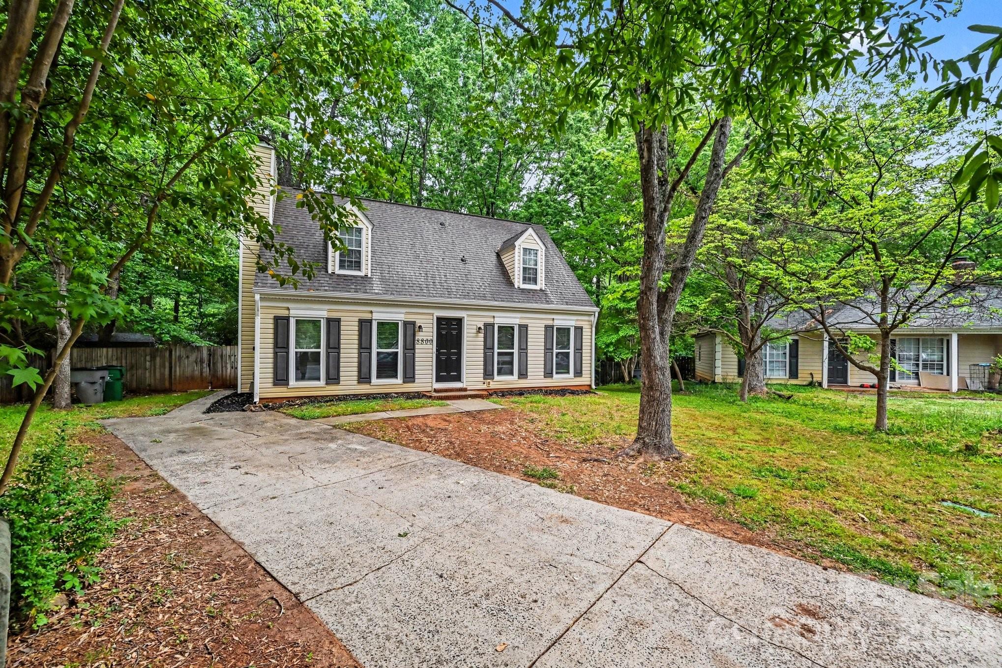 8800 Royal Scot Lane