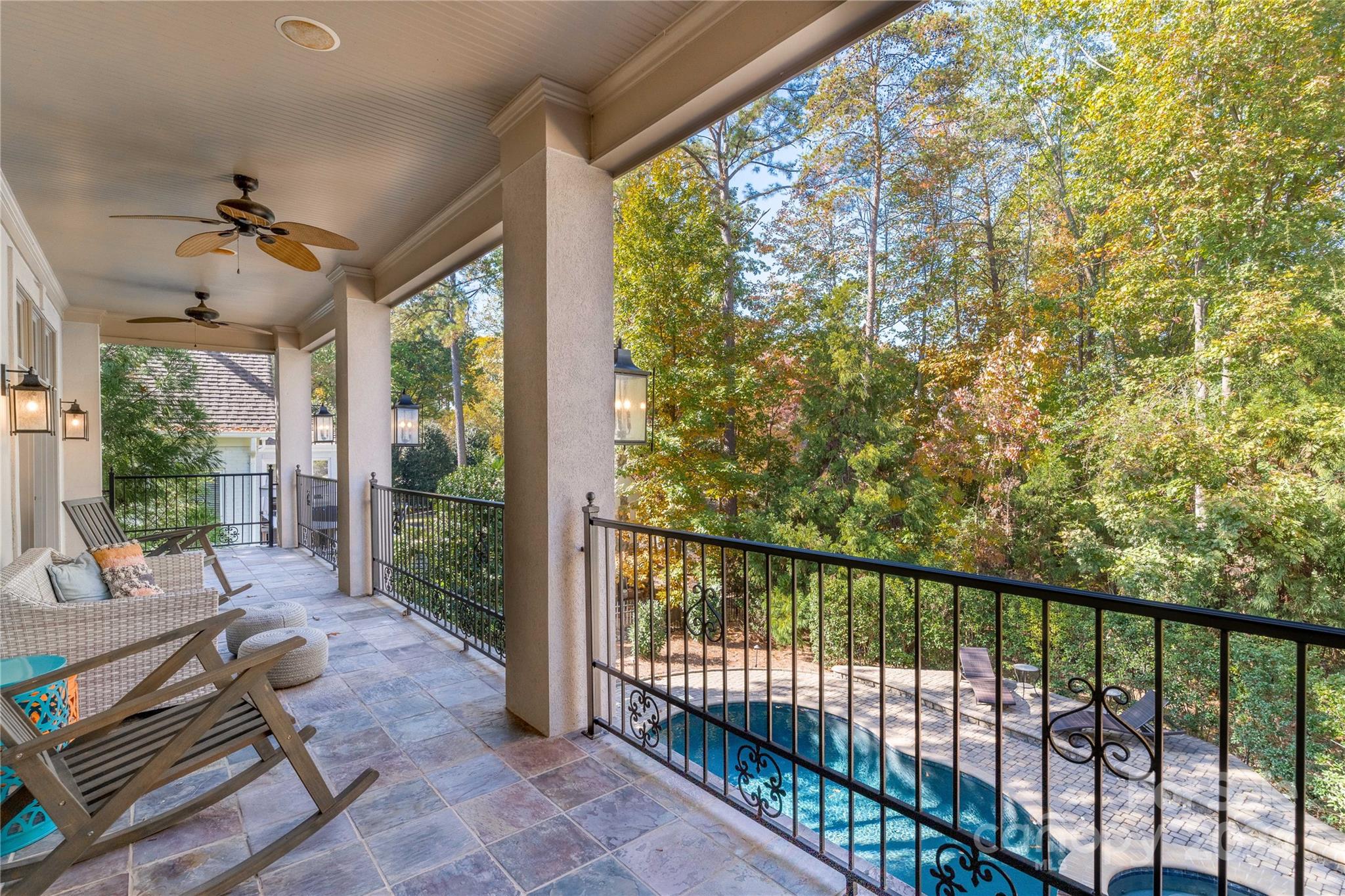 The Peninsula - Residential