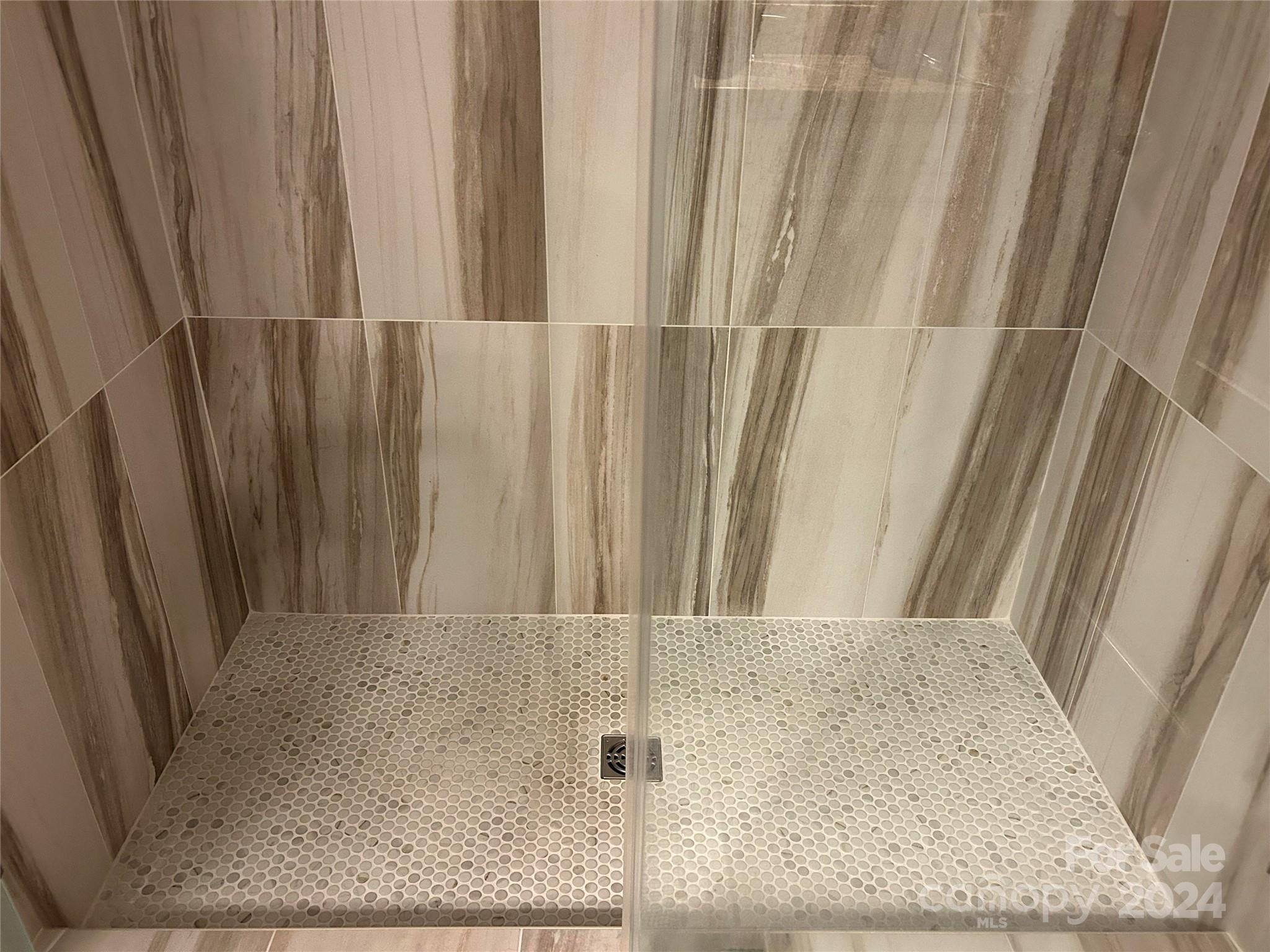 The Peninsula - Residential