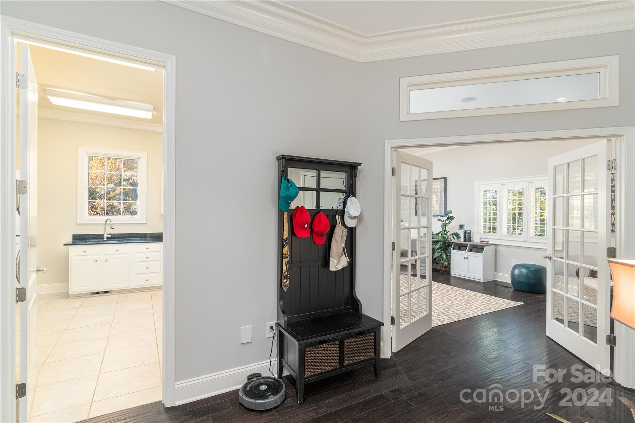 The Peninsula - Residential