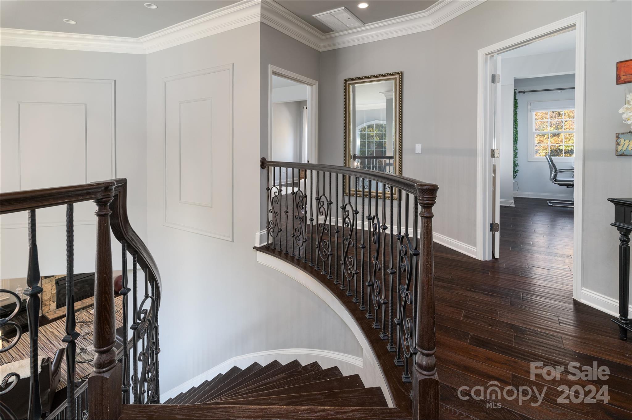 The Peninsula - Residential