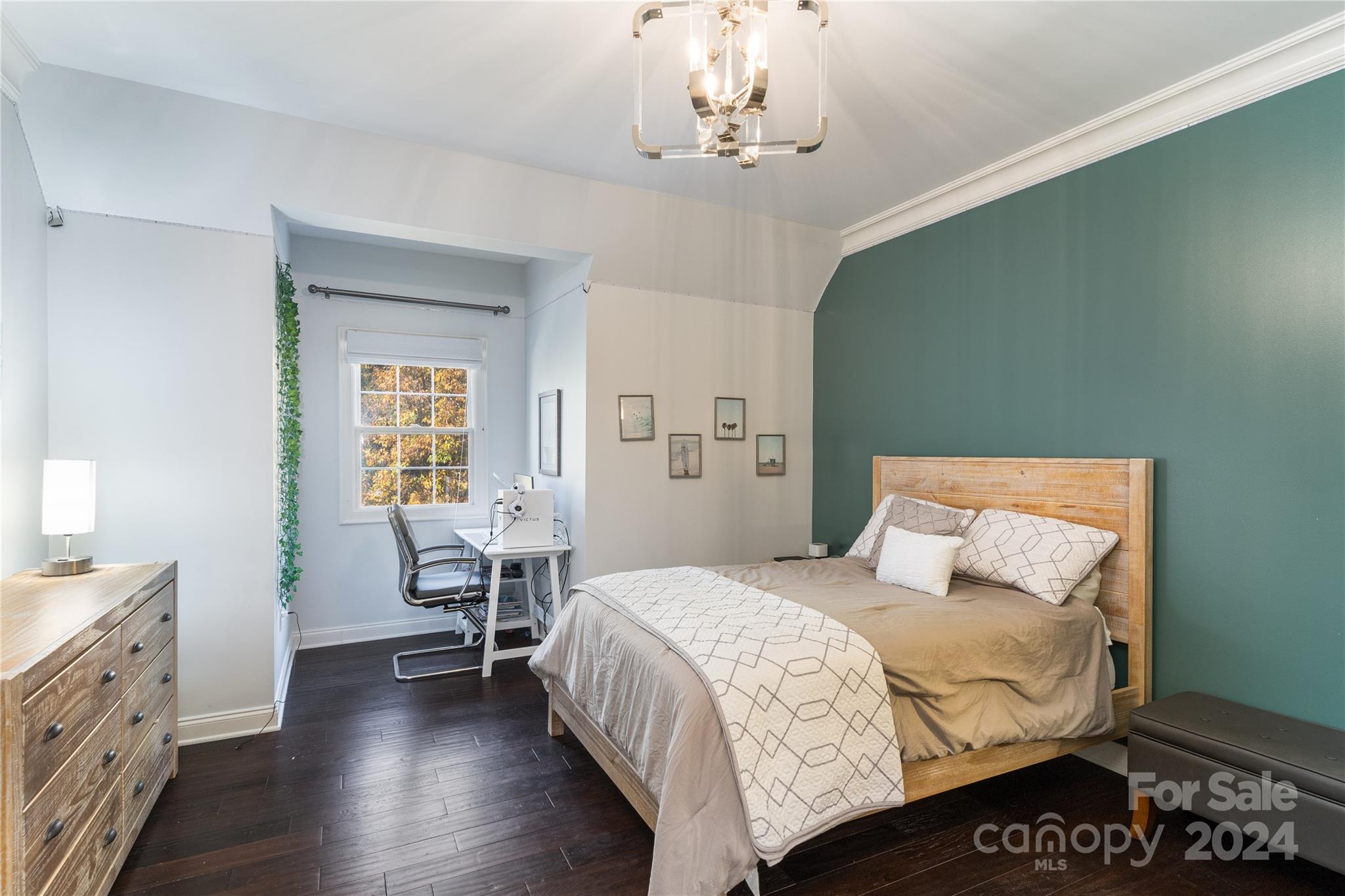 The Peninsula - Residential