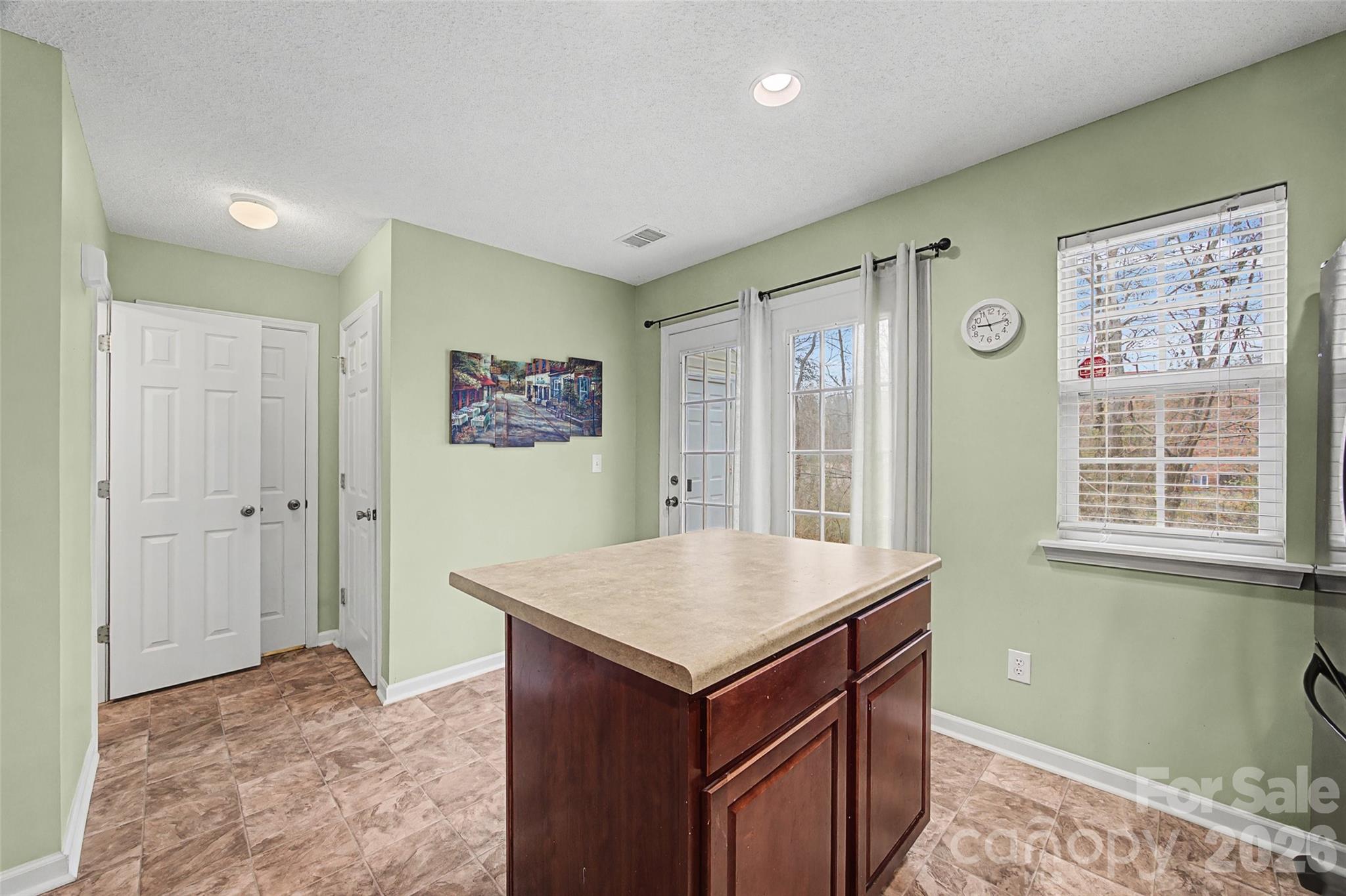 The Townes At River Crossing - Residential