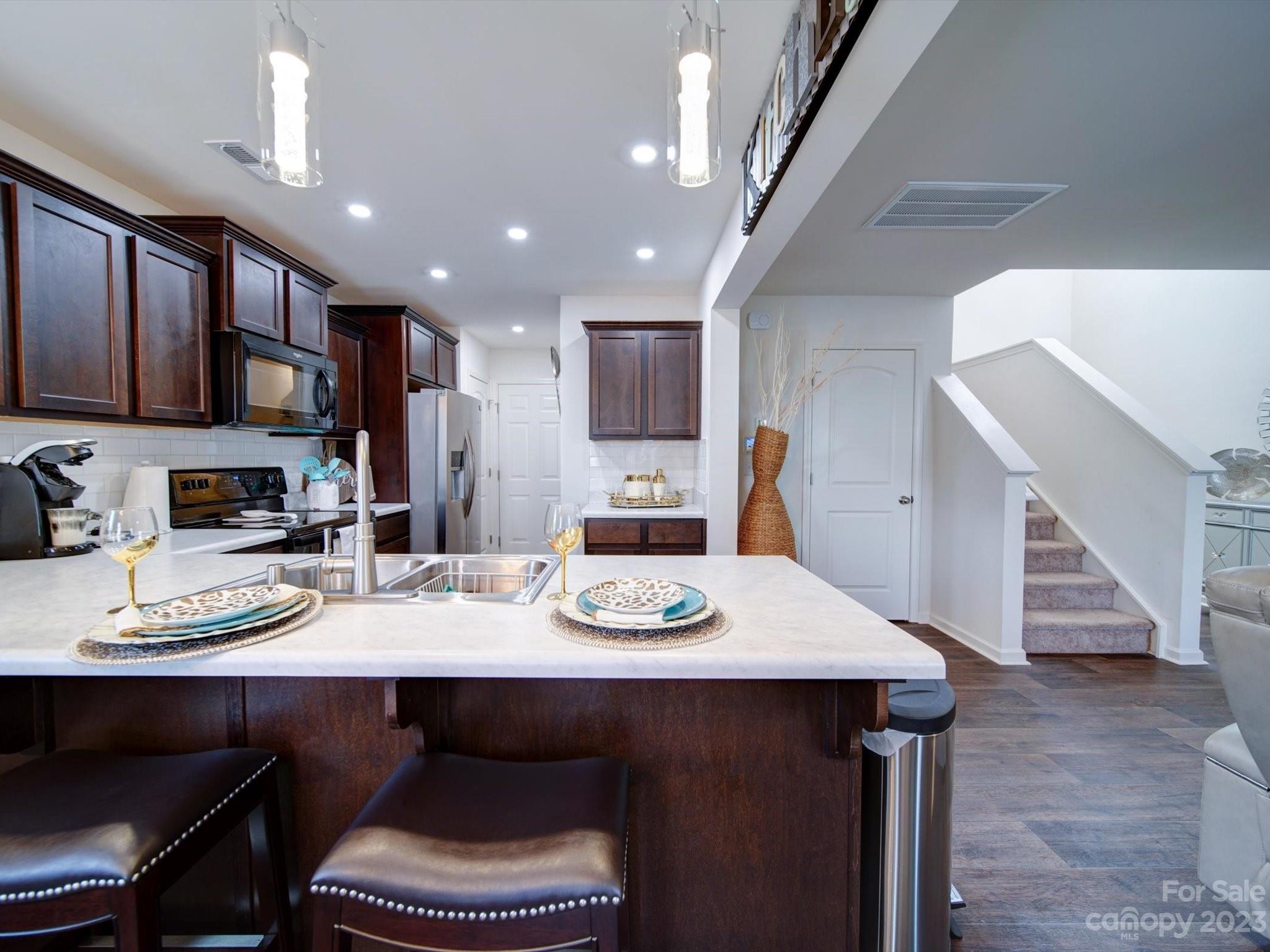 Upper Riverpointe - Residential