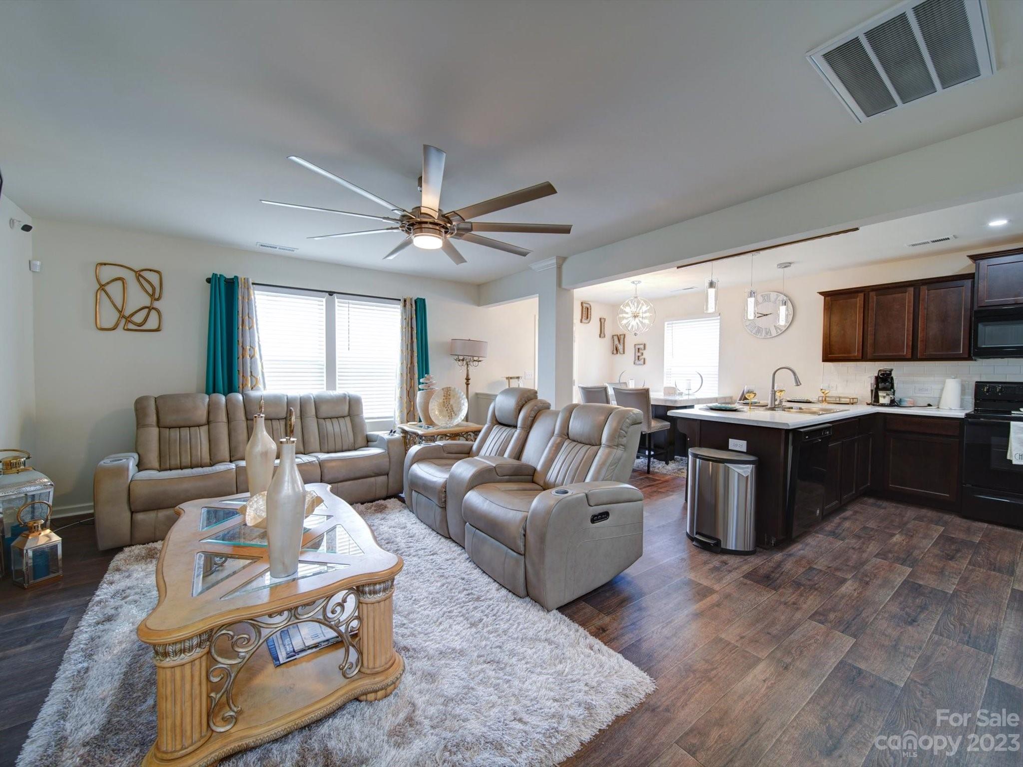 Upper Riverpointe - Residential