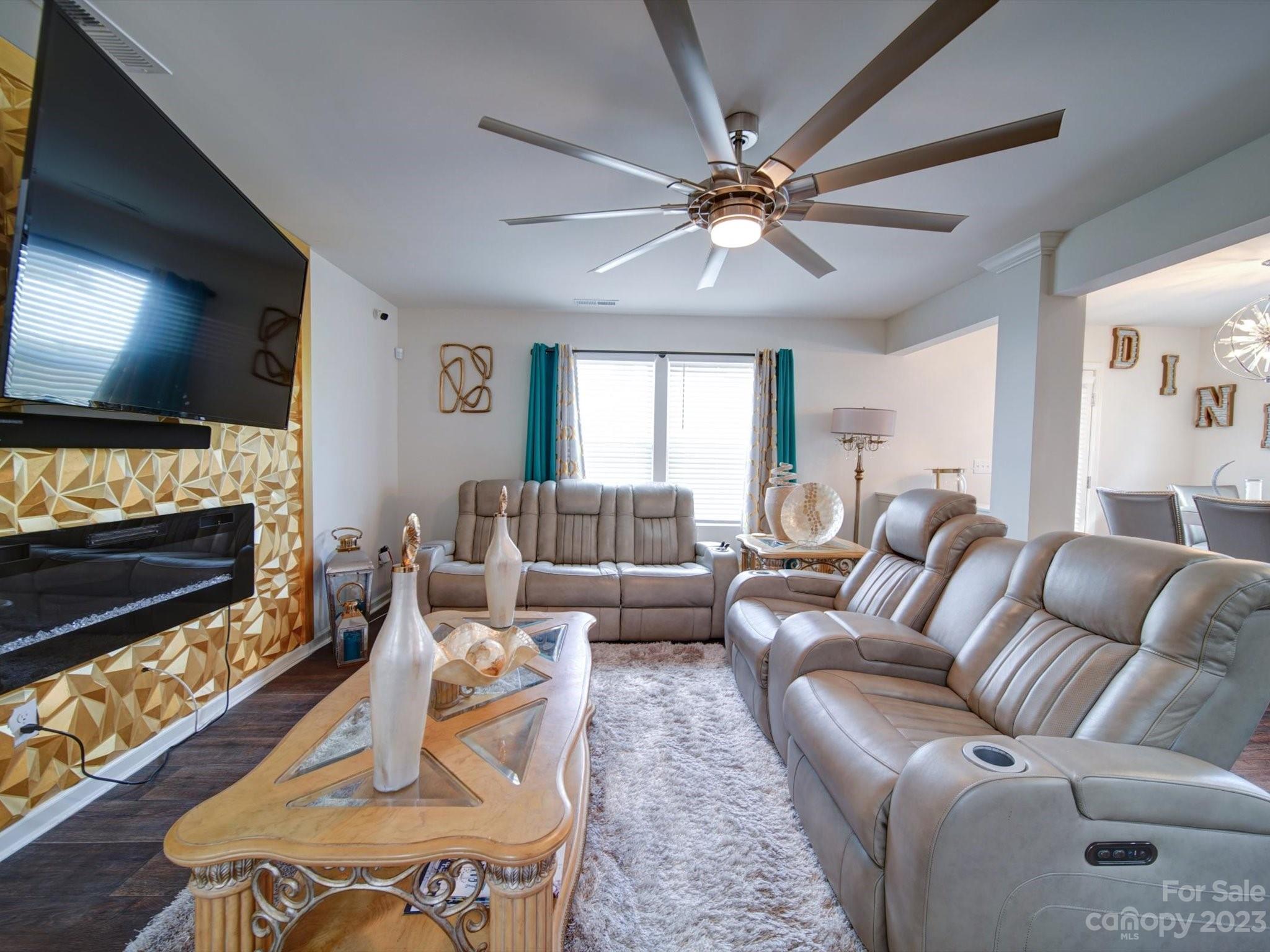 Upper Riverpointe - Residential