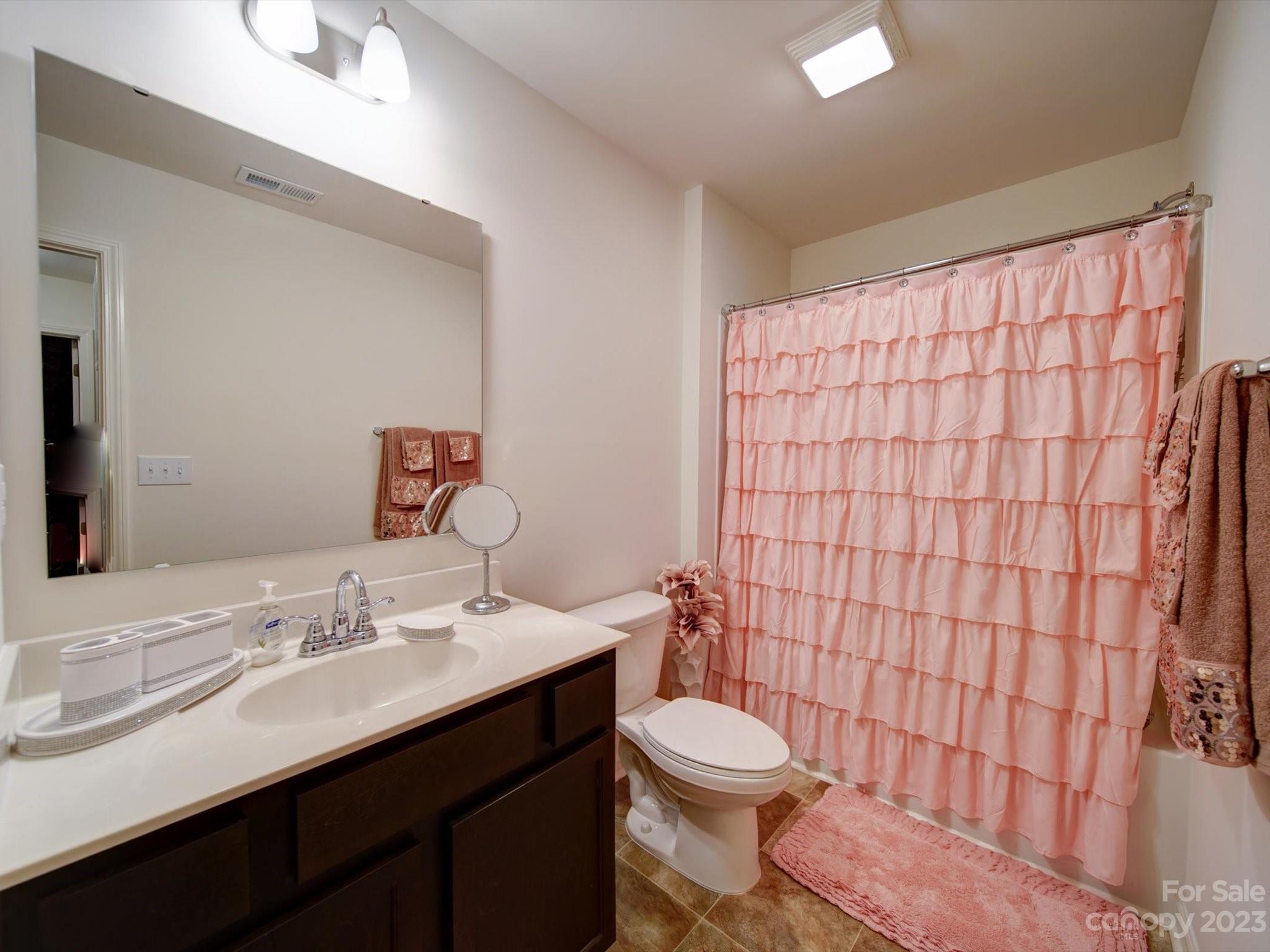 Upper Riverpointe - Residential