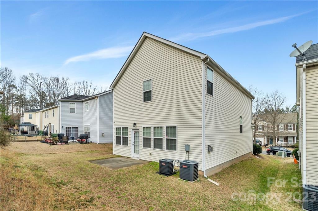 Falcon Ridge - Residential