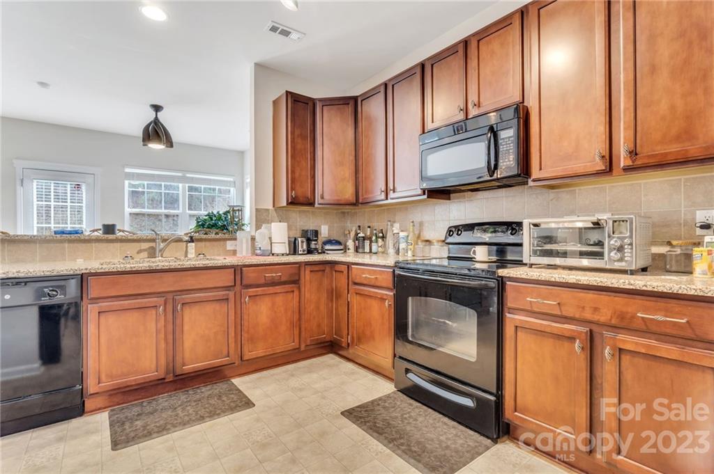 Falcon Ridge - Residential