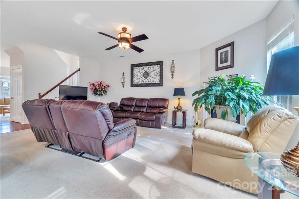 Falcon Ridge - Residential