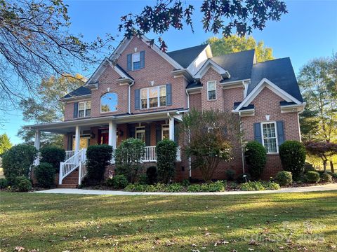 1015 Estate Lane Weddington NC 28104