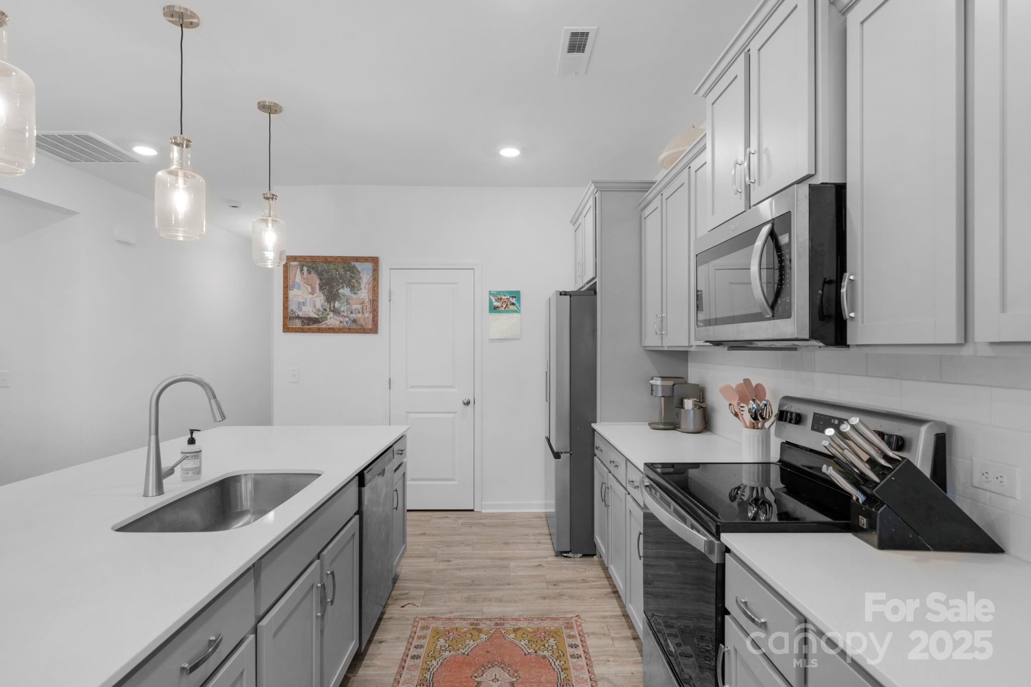 The Glenns - Residential