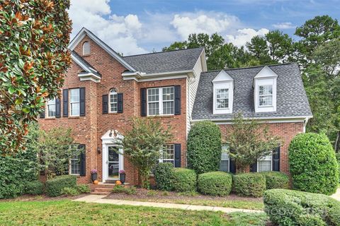 Photo of 11612 Knightsdale Drive, Charlotte, NC 28277 (MLS # 4308167)