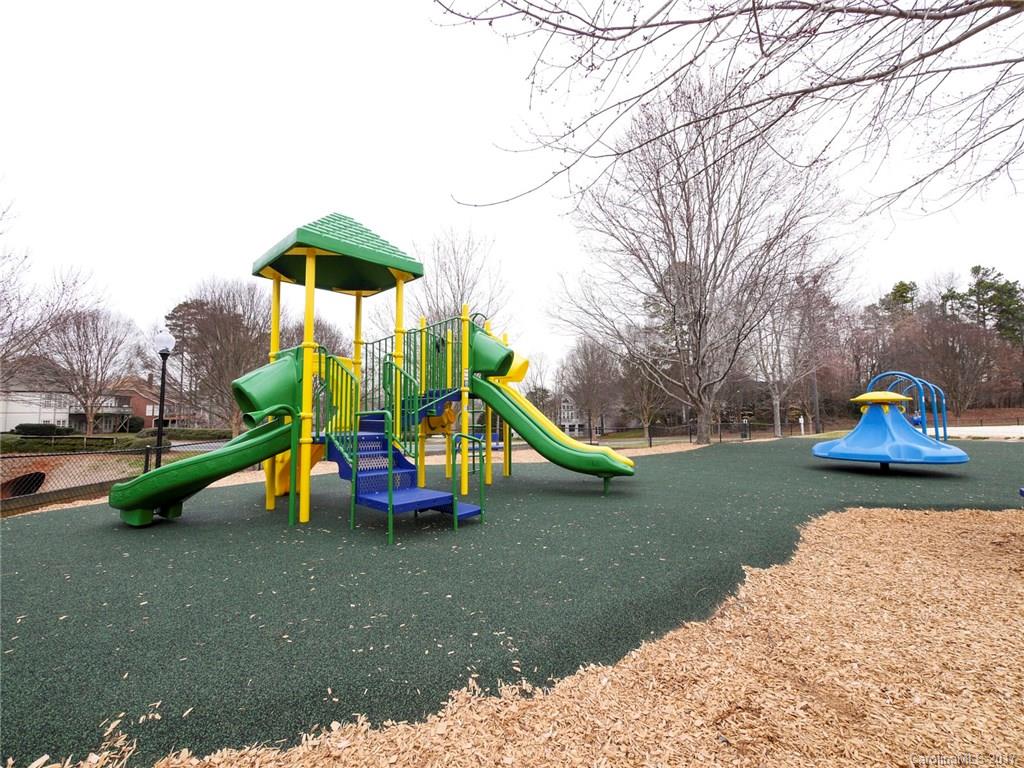 DAVIS LAKE - Residential