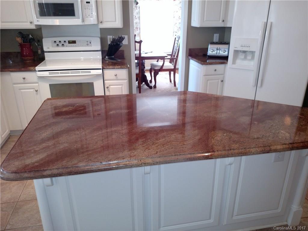 DAVIS LAKE - Residential