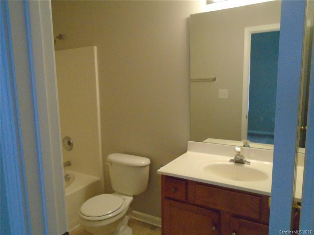 Oakdale Village - Residential Lease