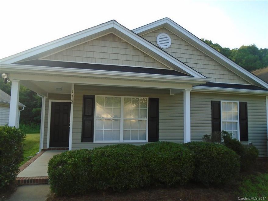 Cozy 3 bed, 2 bath home located minutes from Uptown in the well sought after Oakdale Village neighborhood. Property boasts fresh paint throughout. Cozy living room. Quaint kitchen with plenty of cabinet space and eat-in dining area. Spacious master with master bath offer plenty of comfortable living space. Two additional bedrooms. Nice size back yard.