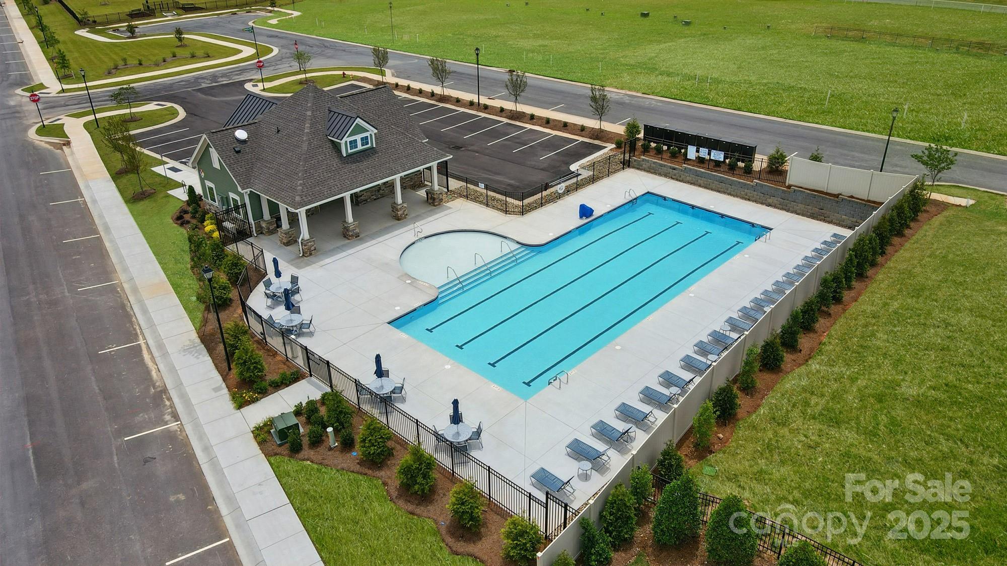 Arbor Chase - Residential