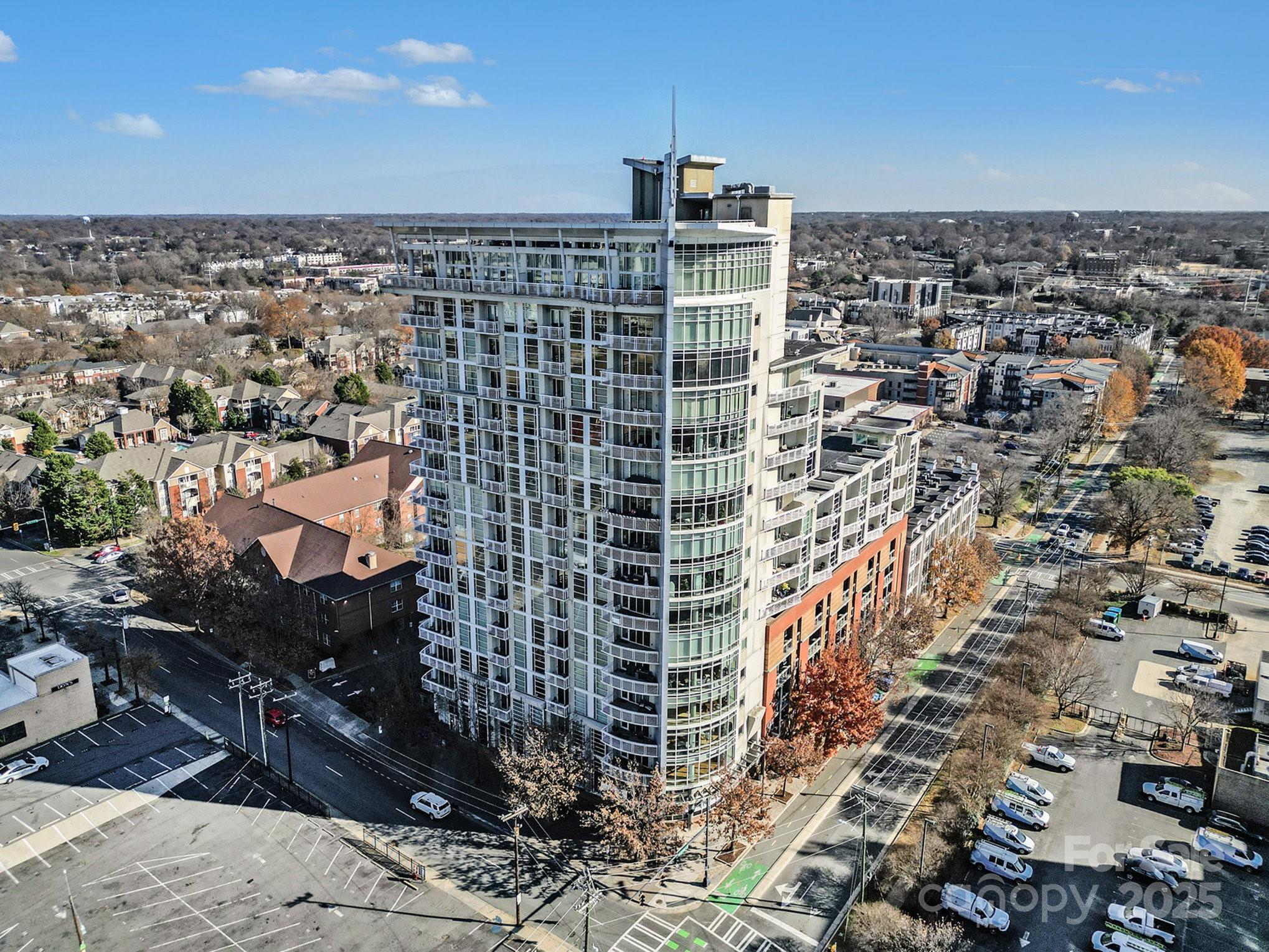 Courtside - Residential